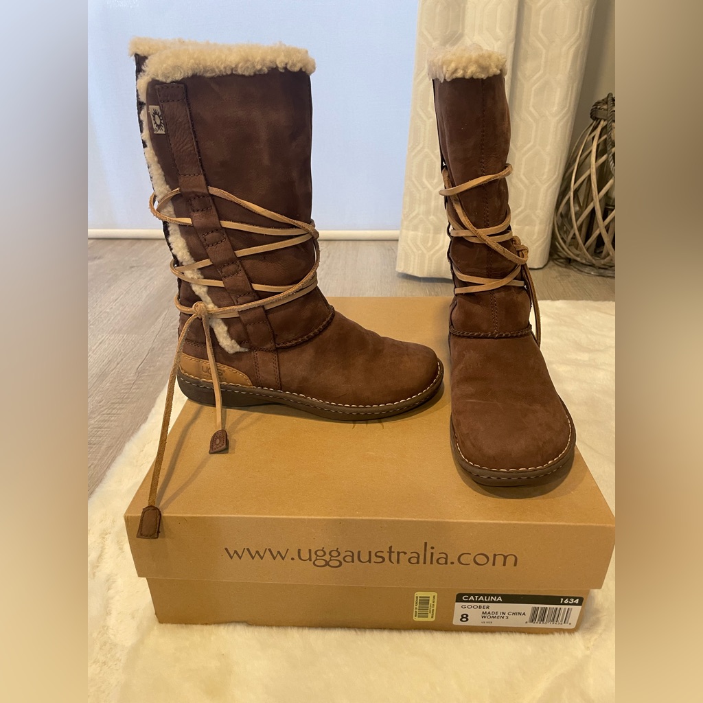 Ugg Catalina Size 8